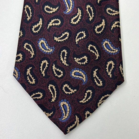 Giorgio Armani Cravatte Burgundy Paisley Silk Tie - Picture 2 of 5